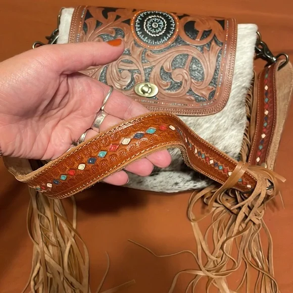 Genuine leather fringe bag - Picture 2 of 4